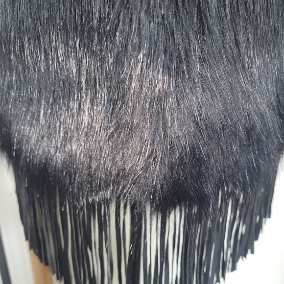 NWT MARK NEW YORK ANDREW MARC FAUX FUR VEST WITH FAUX SUEDE FRINGE - Picture 6 of 10